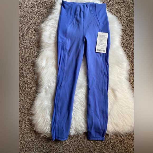Lululemon Everlux and Mesh Super-High-Rise Tight 25" Size 6 Wild Indigo WLIN - Picture 4 of 5